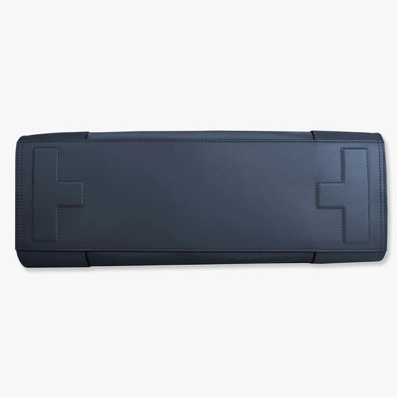 NEW!! Tory Burch Ella Large Nylon Tote Navy Blue & Gold NWOT - Picture 6 of 8